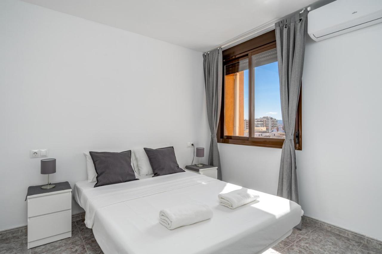 Central Flat With Pool In Fuengirola By Costarentals - Ref 171 Buitenkant foto